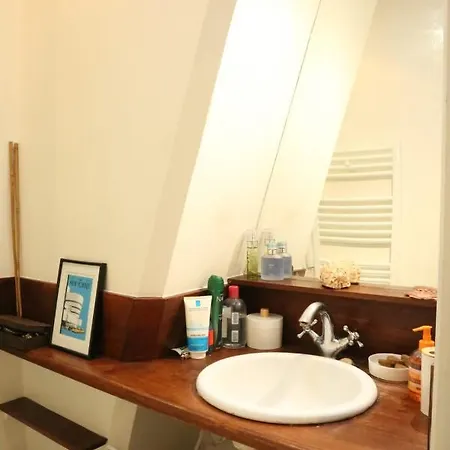 Splendid Warm Apt With Superb View